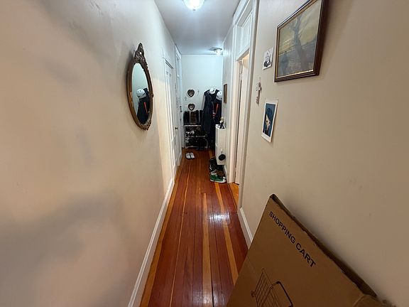 4th image of 384 Washington St #2A