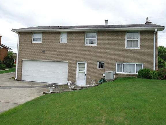 3rd image of 714 Kennedy Dr