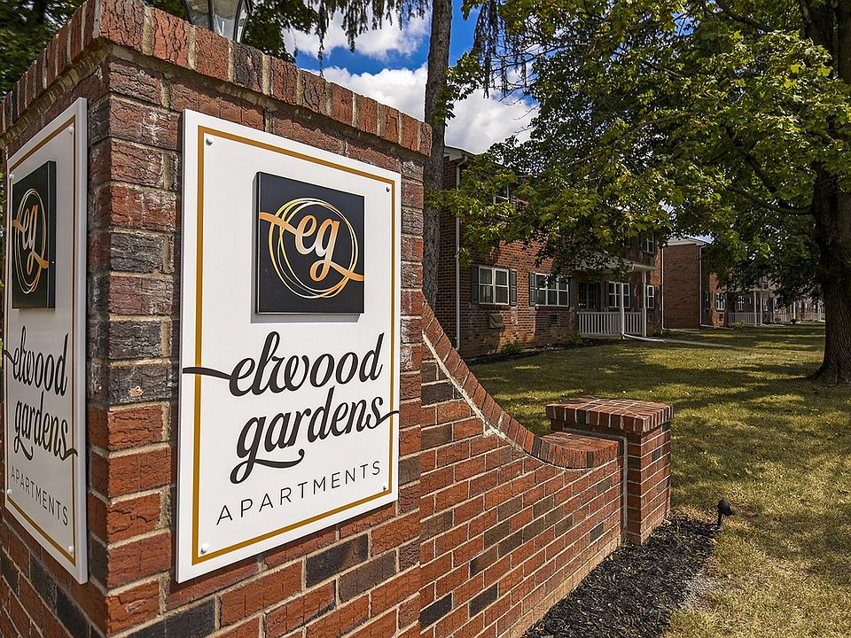 Elwood Gardens Sign