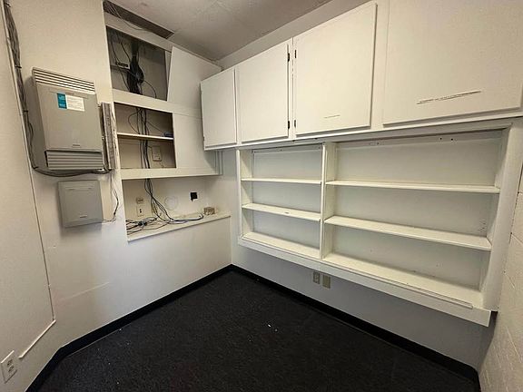2nd image of 2428 W Sylvania Ave #2