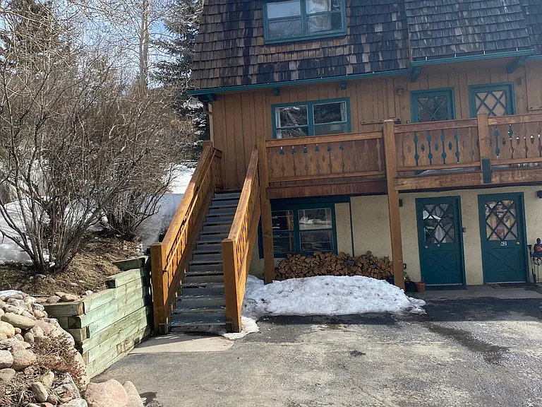 2470A Chamonix Ln #H1 — Photo 2