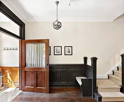 Sold by Compass | media 3