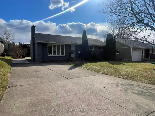 8 Richard St, Saint Catharines, ON L2T 2E2