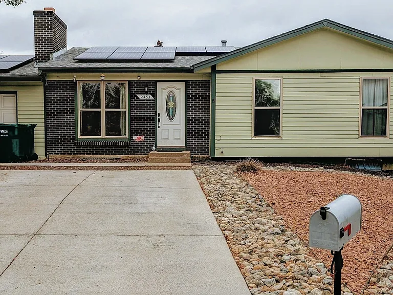 2483 S Laredo St — Photo 9