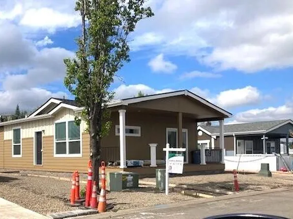 4601 S Pacific Hwy Unit 2, Phoenix, OR 97535