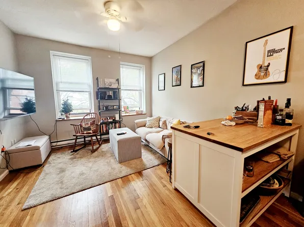 27 Garden St, Boston, MA