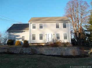 35 Cross St, Suffield, CT 06078