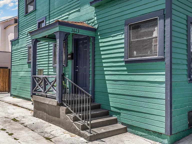 2623 Juliet St — Photo 2