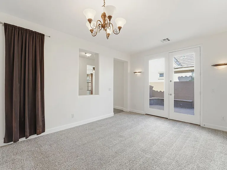15391 W Dreyfus St — Photo 14