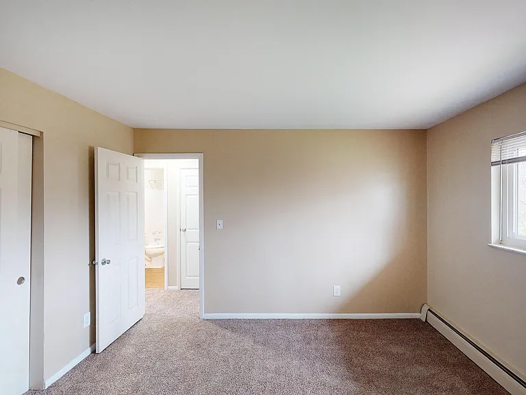 Sharondale Woods Apartments — Photo 48