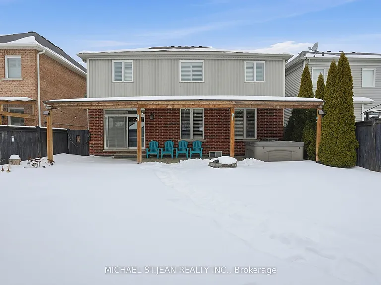 63 Fowler Dr — Photo 50