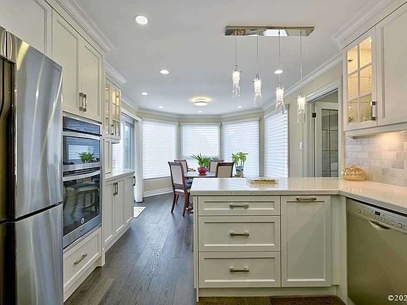 2nd image of 48 Havagal Cres