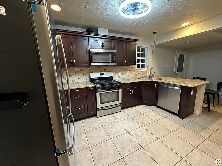 1803 Du Barry Ln — Photo 21