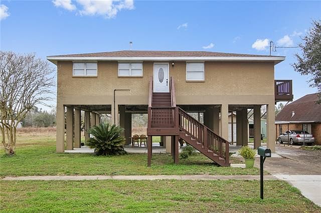 1st image of 212 Bazile Dr.