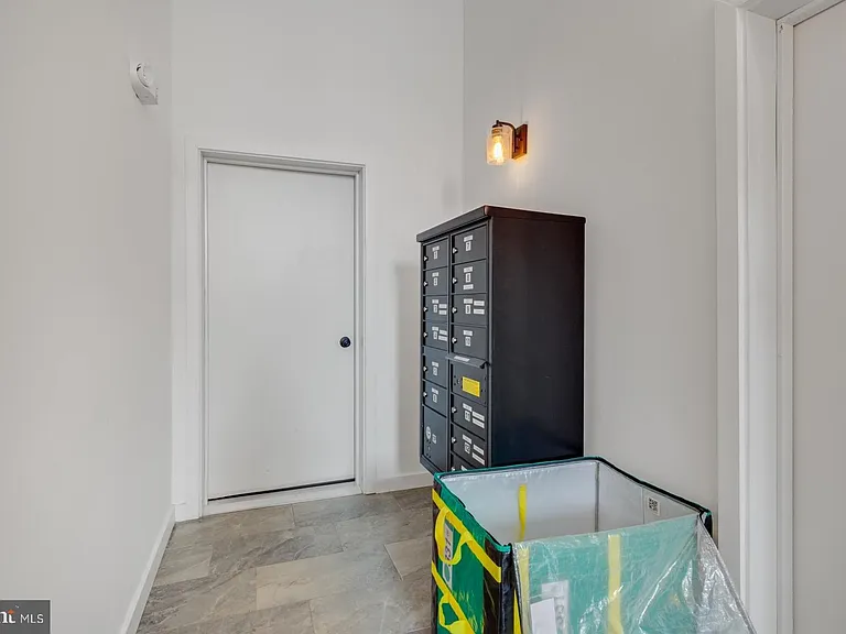 2045 Trenton Ave — Photo 20