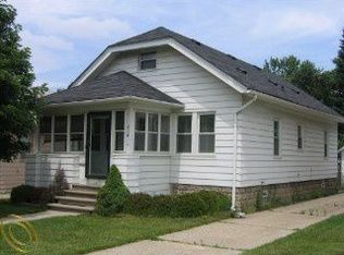 410 W Twelve Mile Rd, Royal Oak, MI 48073