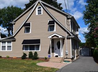 12 Somerset St, Wethersfield, CT 06109