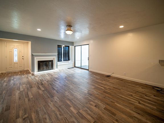 4th image of 2944 E College Avenue