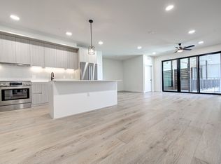 2209 S 1st St #333, Austin, TX 78704