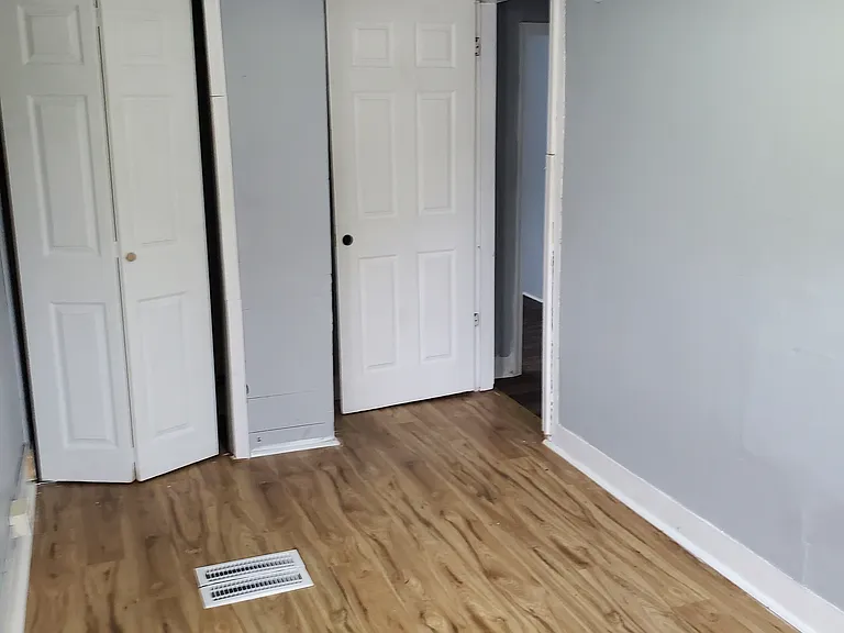 134 Blair St — Photo 6