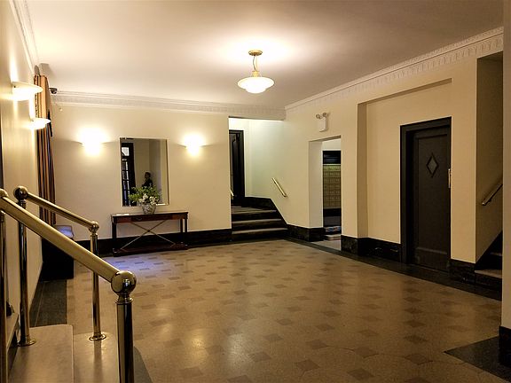 5th image of 345 E 77th St APT 1C