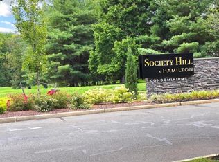 31 Hemlock Ct, Hamilton, NJ 08619