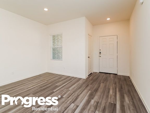 4th image of 7806 Highgreen Dr