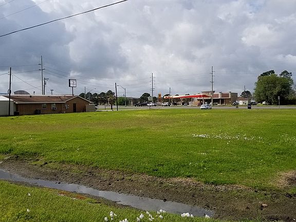 4th image of 7628 N Twin City Hwy