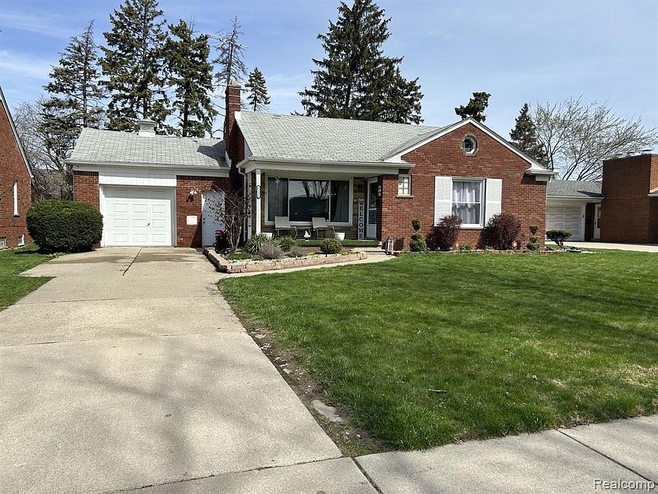 8109 Menge Ave, Center Line, MI 48015 Zillow