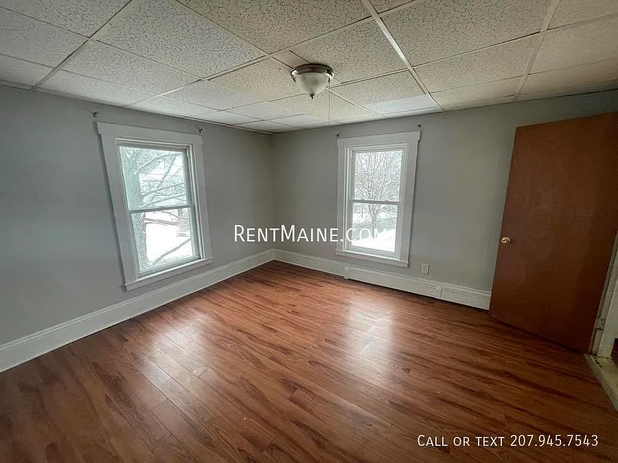 2 bed, $1,300 — Photo 4