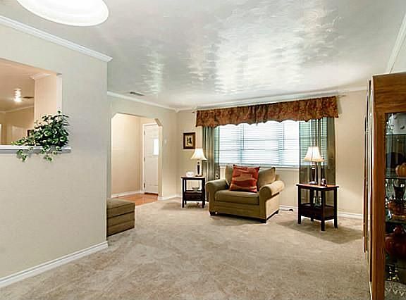 2nd image of 1210 Spruce Dr