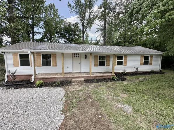 55 Spinnaker Ln, Killen, AL 35645