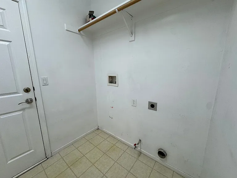 11713 Starlight Dr — Photo 10