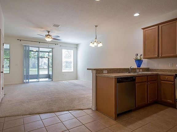 3rd image of 6640 Holly Heath Dr