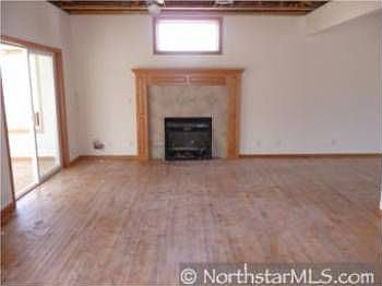 3rd image of 870 Meadow Ln