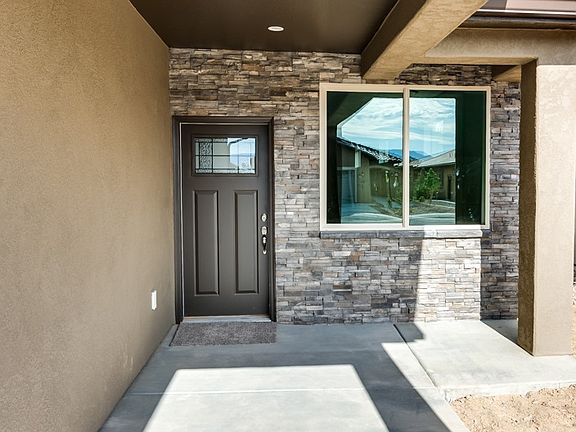 2nd image of 215 Dry Mesa Dr