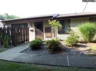 14970 Pine Valley Trl #C38, Middleburg Heights, OH 44130