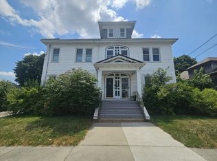 624-626 Coggeshall St, New Bedford, MA 02746