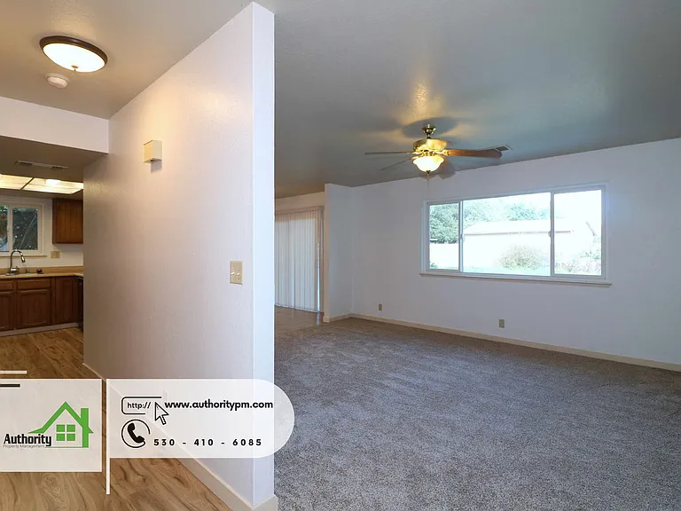 3751 Harrow Ct — Photo 4