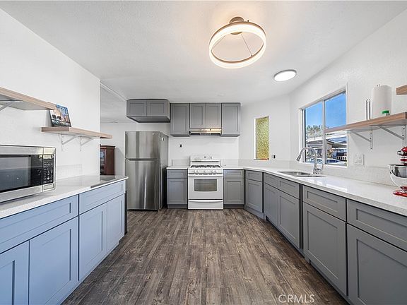 3rd image of 1401 W 9th St Space 148