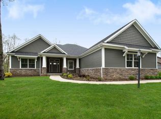 22290 Barking Deer Run, South Bend, IN 46628