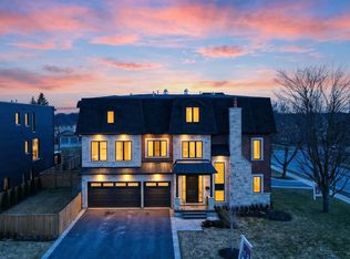 31 Naughton Dr, Richmond Hill, ON