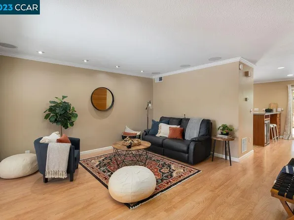 1889 Pomar Way, Walnut Creek, CA 94598