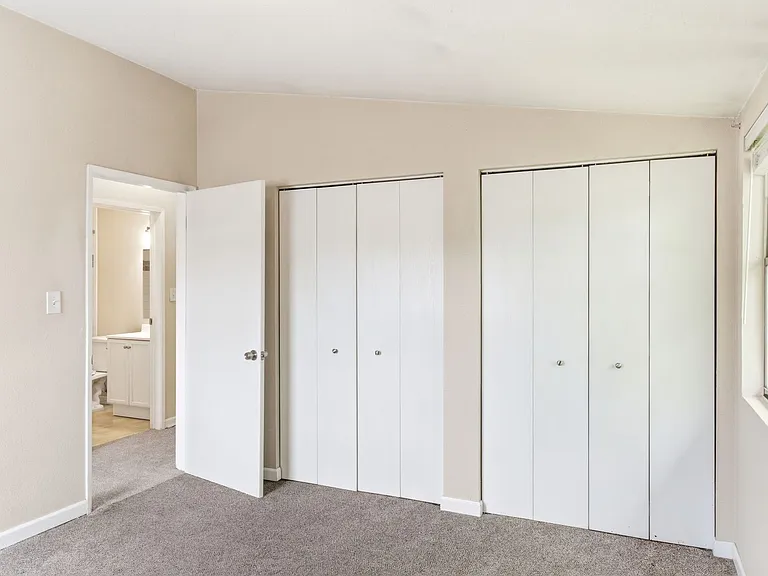 429 S Miller St — Photo 11