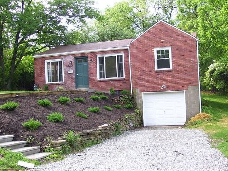 1st image of 1220 Colonial Ln