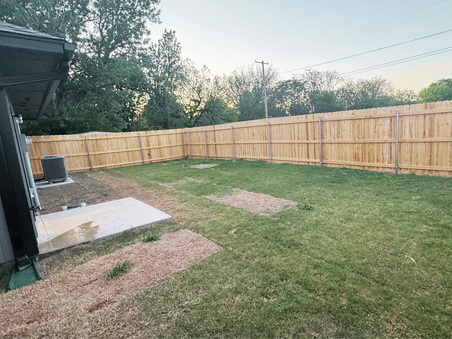 2 bed, 865 sqft, $1,275 — Photo 2