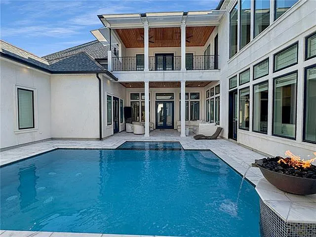 12 Royal Palm Blvd — Photo 47