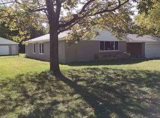 2545 E Brooks Dr, Decatur, IL 62521