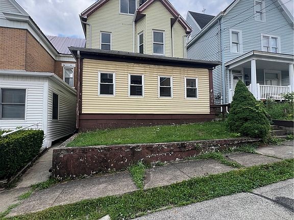2nd image of 113 Hampton St