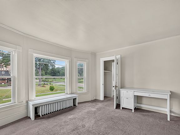 5th image of 219 Park Ave #4